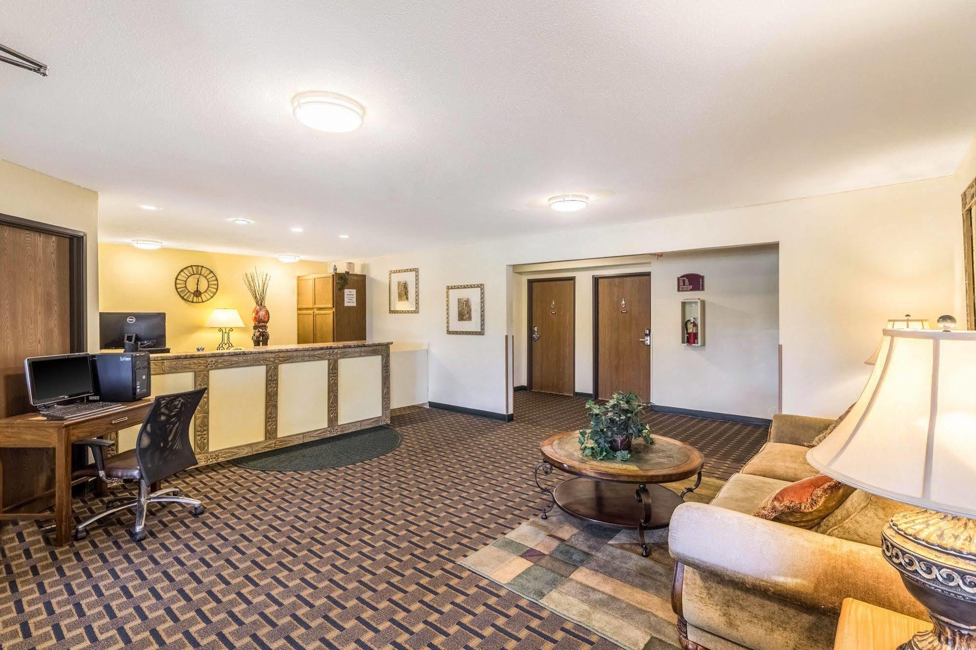 Rodeway Inn Brainerd Dış mekan fotoğraf